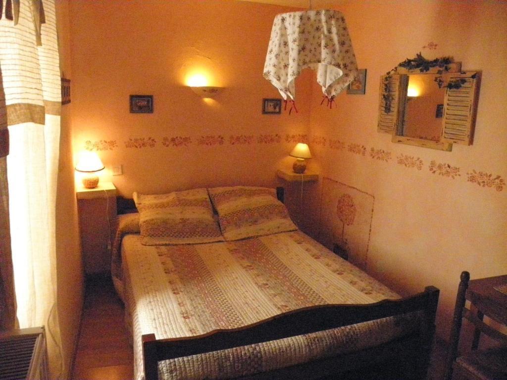 Gite Auberge Les Terres Blanches De Meolans 部屋 写真