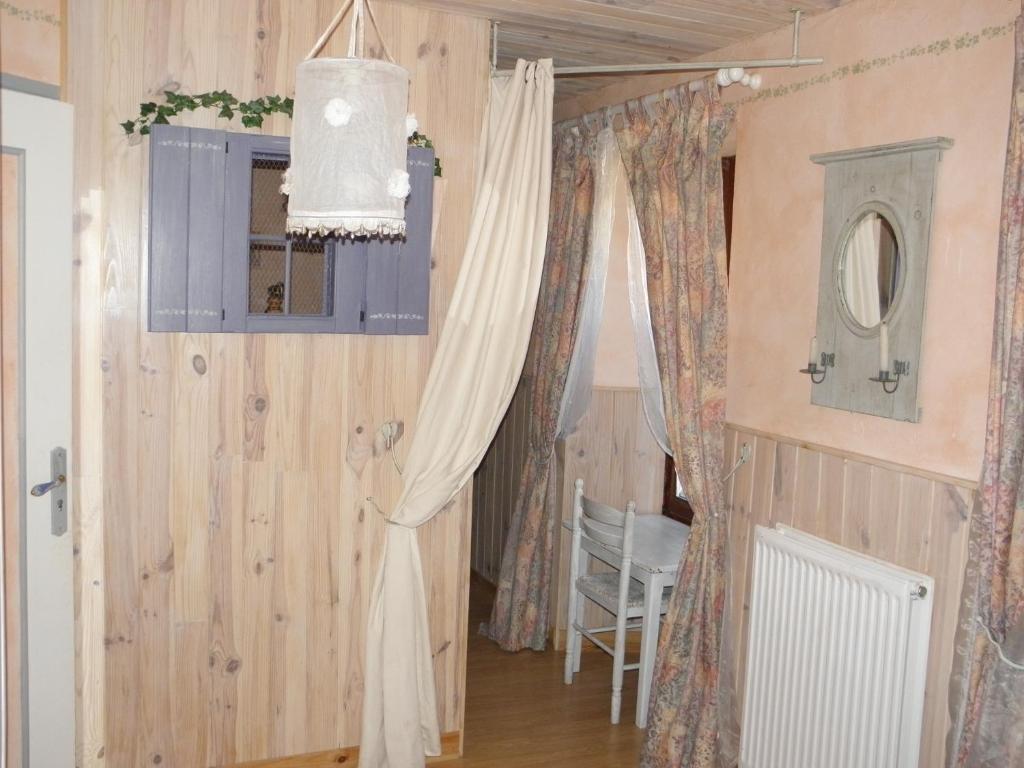 Gite Auberge Les Terres Blanches De Meolans 部屋 写真