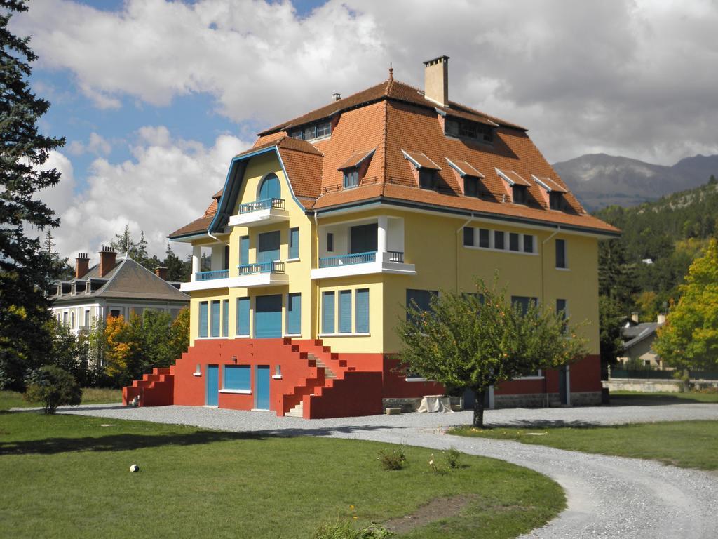 Gite Auberge Les Terres Blanches De Meolans エクステリア 写真
