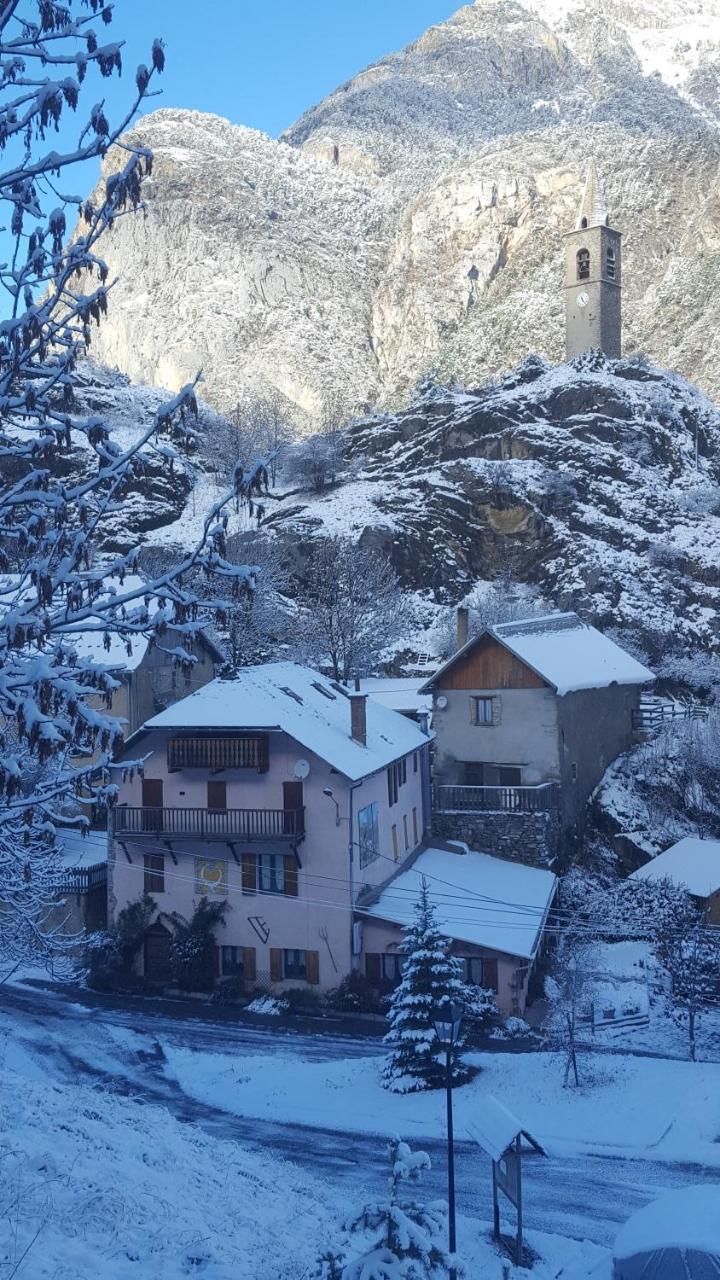 Gite Auberge Les Terres Blanches De Meolans エクステリア 写真